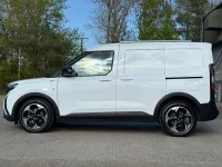 Begagnad Ford Transit Active 125 HK (91 kW) 2025 Vit Van