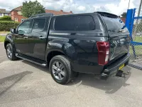 Used Isuzu D-Max 164 HP (120 kW) 2018 Black Pickup