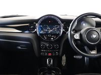 Usado Mini Cooper S Sport 192 HP (141 kW) 2021 Vermelho Citadino