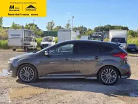 Used Ford Focus ST-Line 125 HP (91 kW) 2018 Grey Hatchback