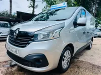 Used Renault Trafic 2015 Silver MPV