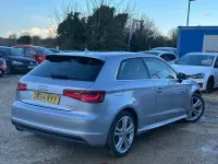 Używany Audi A3 S-Line 2014 Srebrny Hatchback