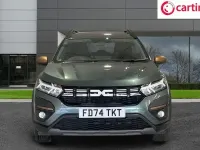 Used Dacia Jogger Extreme 141 HP (103 kW) 2024 Green MPV
