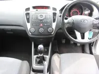 Used Kia Ceed 2010 Silver Hatchback