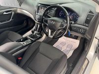 Used Hyundai i40 Style 136 HP (100 kW) 2015 Silver Estate