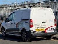 Used Citroën Berlingo 75 HP (55 kW) 2010 White MPV