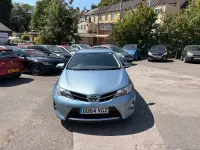 Used Toyota Auris 90 HP (66 kW) 2014 Blue Hatchback