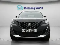 Second-hand Peugeot 2008 Premium 131 CP (96 kW) 2021 Negru SUV