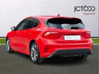 Used Ford Focus ST-Line 117 HP (86 kW) 2020 Red Hatchback