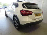 Used Mercedes GLA180 Urban 122 HP (89 kW) 2018 White SUV