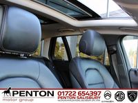 Used Mercedes C200 Premium 134 HP (98 kW) 2017 Blue Estate
