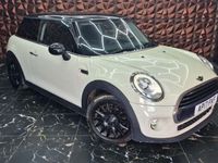 Used Mini Cooper Hatch 136 HP (100 kW) 2017 White Hatchback