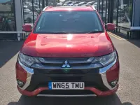 Used Mitsubishi Outlander P-HEV 200 HP (147 kW) 2015 Red Estate