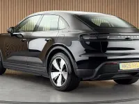 Used Porsche Macan 264 kW (360 HP) 2025 Black SUV