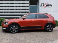 Used Kia Niro 2023 Orange SUV