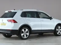 Używany VW Tiguan Match 150 KM (110 kW) 2020 Biały SUV