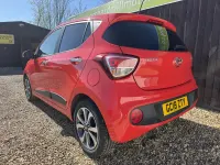 Used Hyundai i10 SE 87 HP (63 kW) 2018 Red Hatchback
