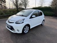 Used Toyota Aygo 68 HP (50 kW) 2013 White Hatchback