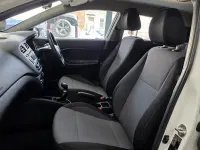 Used Hyundai i20 SE 84 HP (61 kW) 2017 White Hatchback