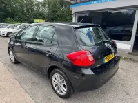 Used Toyota Auris 101 HP (74 kW) 2009 Black Hatchback