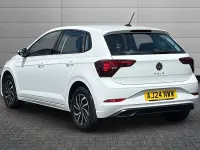 Used VW Polo Life 95 HP (69 kW) 2024 White Hatchback