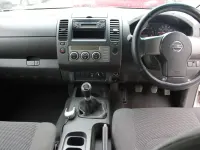 Used Nissan Navara SE 174 HP (127 kW) 2006 Silver Pickup