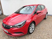 Used Vauxhall Astra 125 HP (91 kW) 2017 Red Hatchback