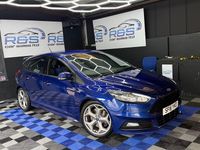 Used Ford Focus ST 185 HP (136 kW) 2016 Blue Hatchback