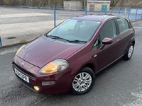 Used Fiat Punto Easy 69 HP (50 kW) 2014 Red Hatchback