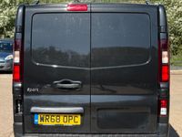 Begagnad Renault Trafic 2018 Svart Minibuss