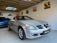 Begagnad Mercedes SLK200 2007 Silver Cab