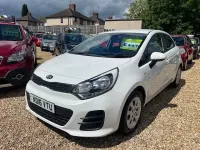 Used Kia Rio Air 75 HP (55 kW) 2016 White Hatchback