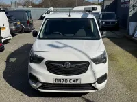 Gebraucht Vauxhall Combo Sportive 100 PS (73 kW) 2020 Weiß Van / Kleinbus