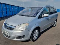 Second-hand Vauxhall Zafira Elite 120 CP (88 kW) 2010 Argintiu Monovolum