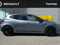 Used Renault Clio Engineered 140 HP (102 kW) 2023 Grey Hatchback