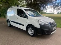 Used Peugeot Partner 2017 White