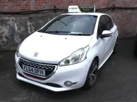 Used Peugeot 208 GTi 200 HP (147 kW) 2015 White Hatchback
