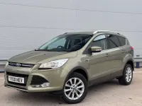 Used Ford Kuga Titanium 180 HP (132 kW) 2015 Green SUV