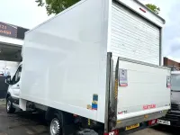 Używany Ford Transit 130 KM (95 kW) 2021 Biały Kabriolet