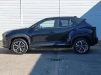 Used Toyota Yaris Hybrid 116 HP (85 kW) 2023 Black Estate