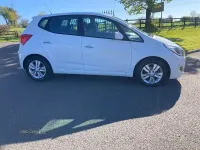 Used Hyundai ix20 Active 90 HP (66 kW) 2013 White Hatchback