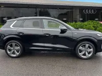 Second-hand Audi Q3 S-Line 150 CP (110 kW) 2026 Negru SUV