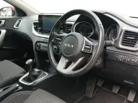 Used Kia XCeed 118 HP (86 kW) 2022 Red SUV