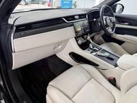 Used Jaguar F-Pace R-Dynamic 250 HP (183 kW) 2021 Black SUV