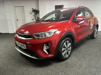 Used Kia Stonic 100 HP (73 kW) 2022 Red SUV