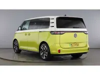 Usado VW ID. Buzz Pro 150 kW (204 HP) 2023 Branco Monovolume