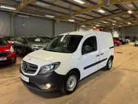 Used Mercedes Citan 109 90 HP (66 kW) 2018 White MPV