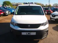 Used Peugeot Partner 131 HP (96 kW) 2019 White MPV