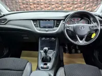 Used Vauxhall Grandland X S 131 HP (96 kW) 2019 Grey SUV