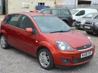 Usado Ford Fiesta Ghia 2009 Vermelho Citadino